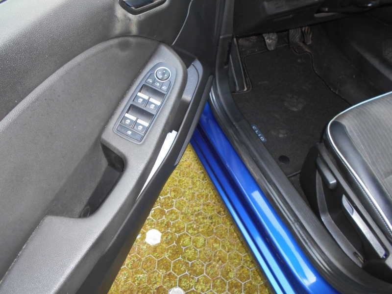 RENAULT CLIO INTENS 1.5 DCI 115 CV Immagine 11