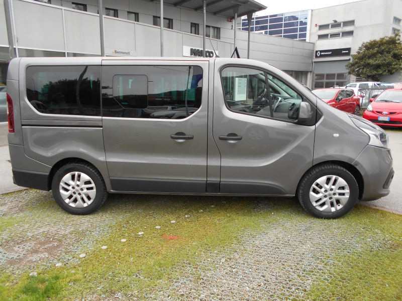 RENAULT TRAFIC 1.6 ENERGY DCI 145 CV L1H1 INTENS 8 POSTI Immagine 8
