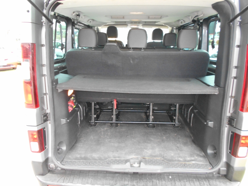 RENAULT TRAFIC 1.6 ENERGY DCI 145 CV L1H1 INTENS 8 POSTI Immagine 10