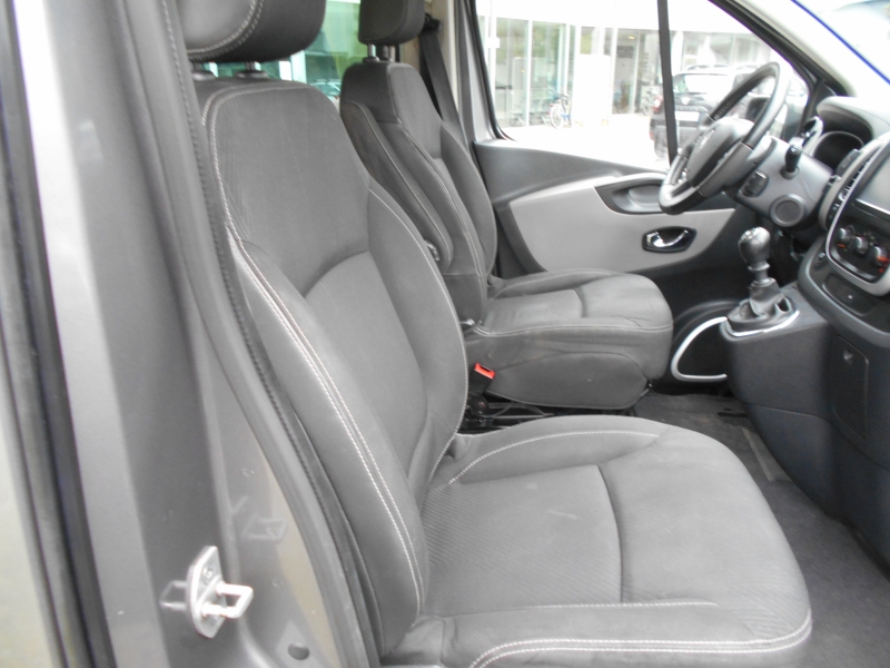 RENAULT TRAFIC 1.6 ENERGY DCI 145 CV L1H1 INTENS 8 POSTI Immagine 14