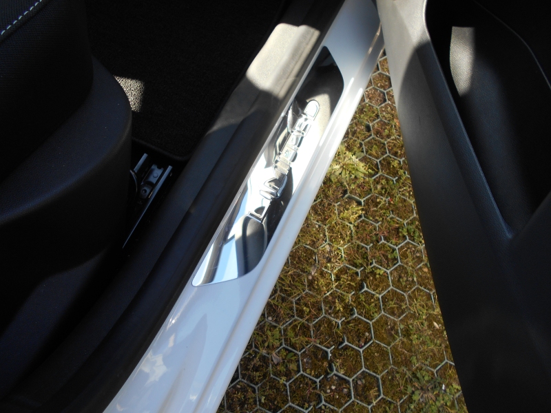 RENAULT CLIO 1.0 TCE LIMITED Immagine 15