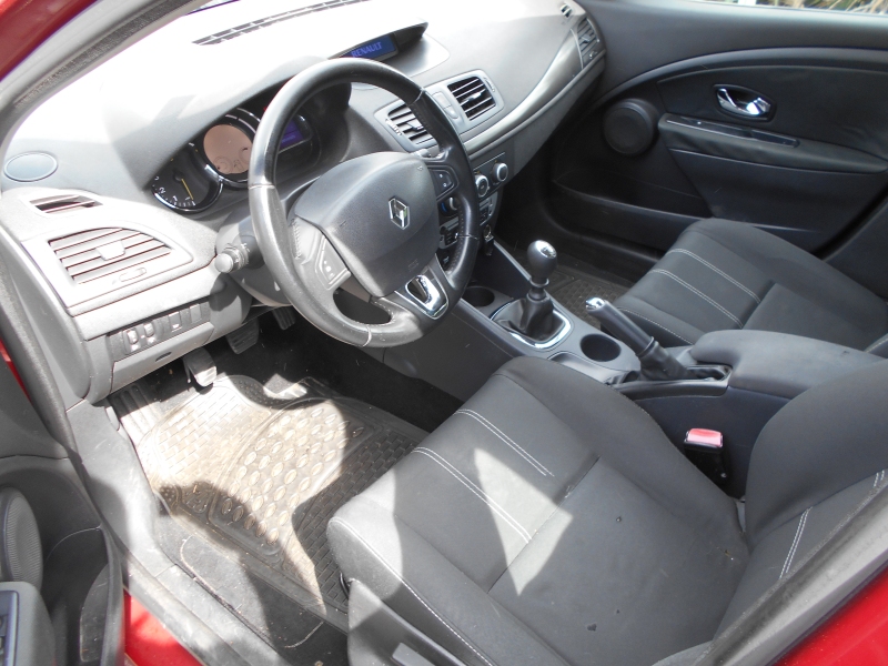 RENAULT MEGANE SW 1.5 DCI 110 CV Immagine 4