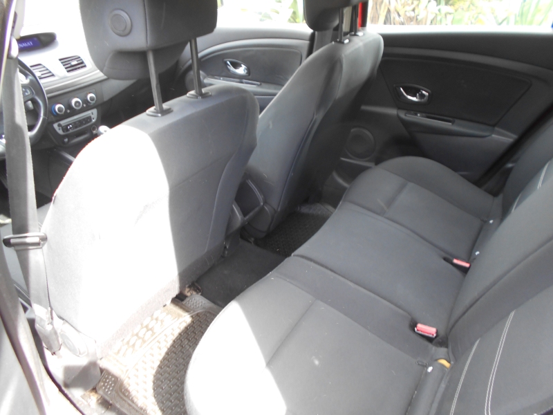 RENAULT MEGANE SW 1.5 DCI 110 CV Immagine 7