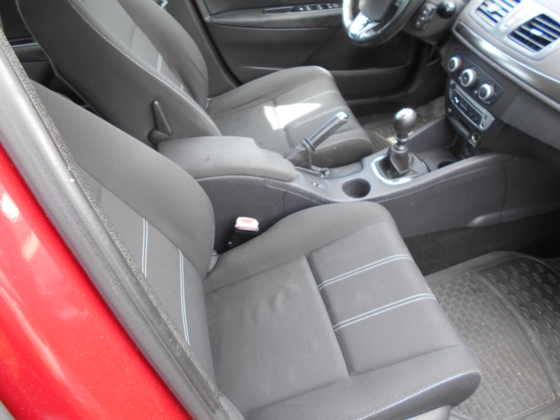 RENAULT MEGANE SW 1.5 DCI 110 CV Immagine 12