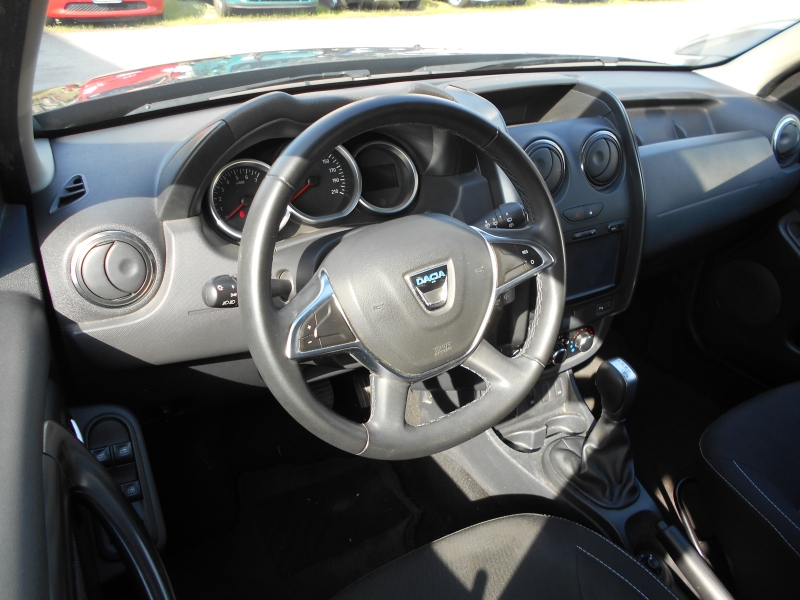 DACIA DUSTER 1.5 DCI 110 CV CAMBIO AUTOMATICO Immagine 9