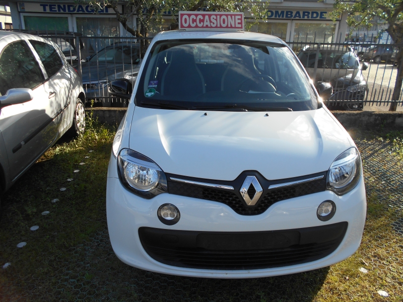 RENAULT TWINGO 1.0 SCE Immagine 3