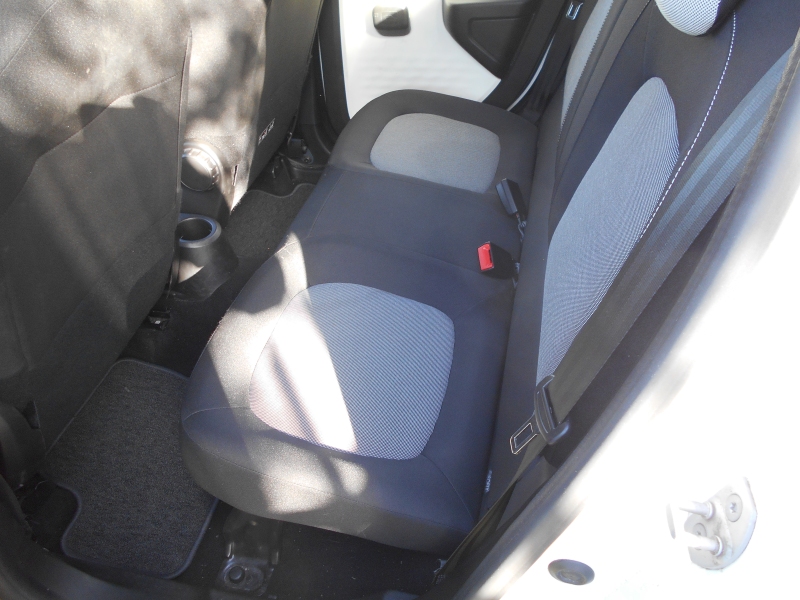 RENAULT TWINGO 1.0 SCE Immagine 8