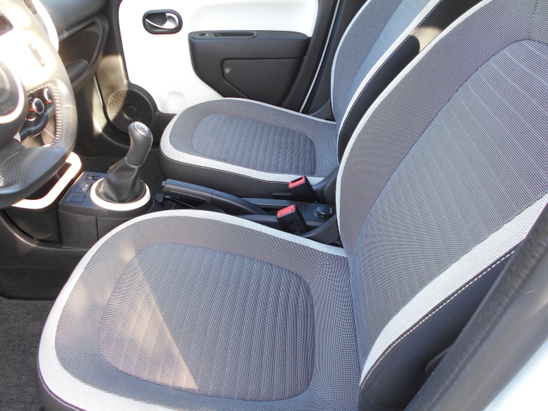 RENAULT TWINGO 1.0 SCE Immagine 12