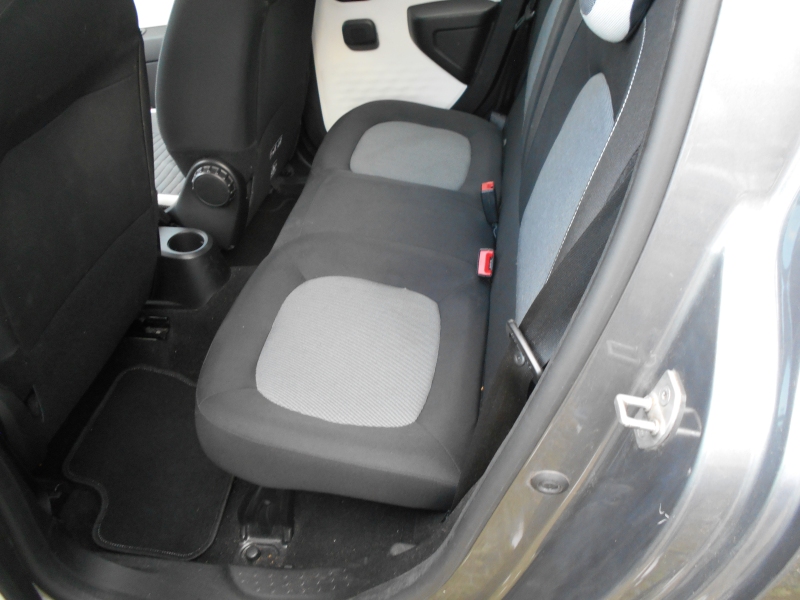 RENAULT TWINGO 1.0 SCE Immagine 8