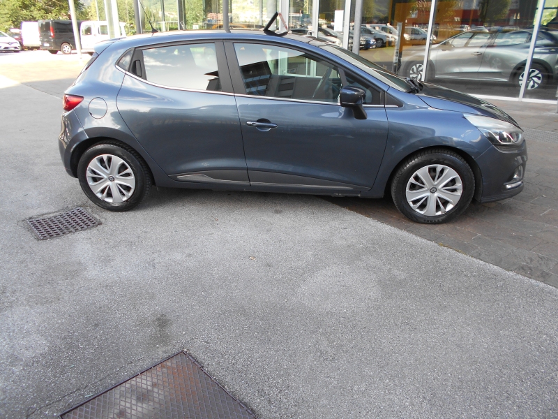 renault clio 1.5 dci 75 cv Immagine 5