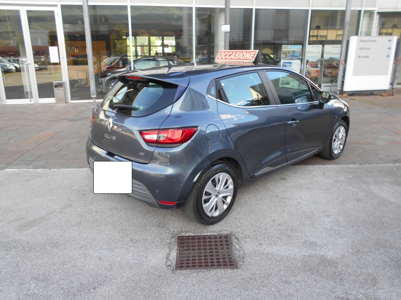 renault clio 1.5 dci 75 cv Immagine 6