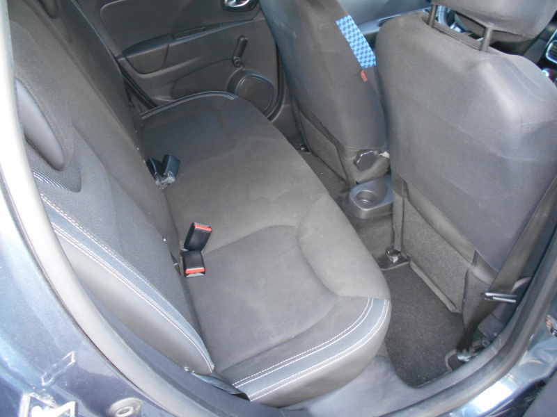 renault clio 1.5 dci 75 cv Immagine 8