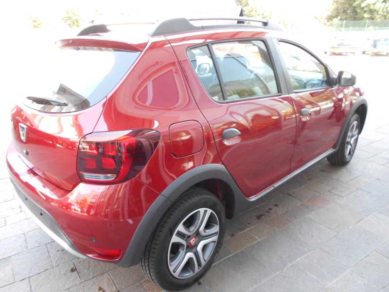 DACIA SANDERO 0.9 TCE STEPWAY Immagine 3