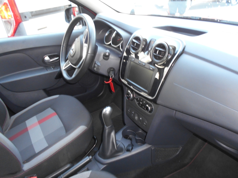 DACIA SANDERO 0.9 TCE STEPWAY Immagine 10