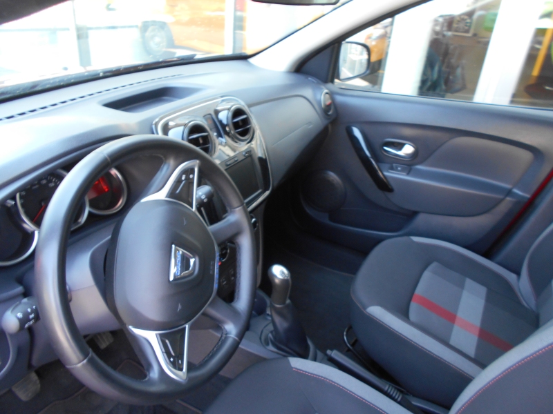 DACIA SANDERO 0.9 TCE STEPWAY Immagine 15