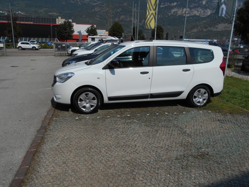 DACIA LODGY 1.5 BLUE DCI 115 CV Immagine 1