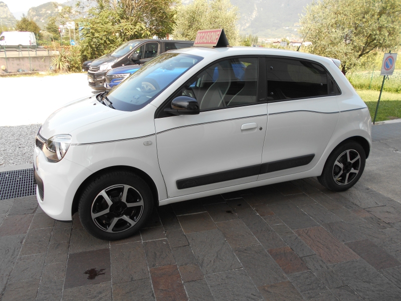 RENAULT TWINGO 1.0 SCE LIMITED Immagine 1