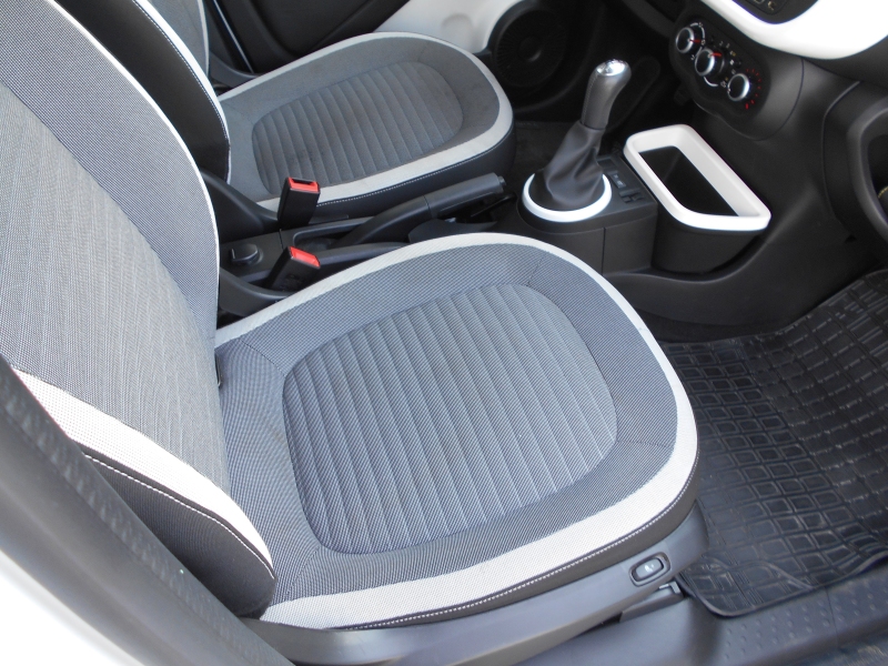 RENAULT TWINGO 1.0 SCE LIMITED Immagine 9