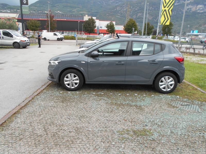 DACIA SANDERO 1.0 TCE GPL Immagine 1