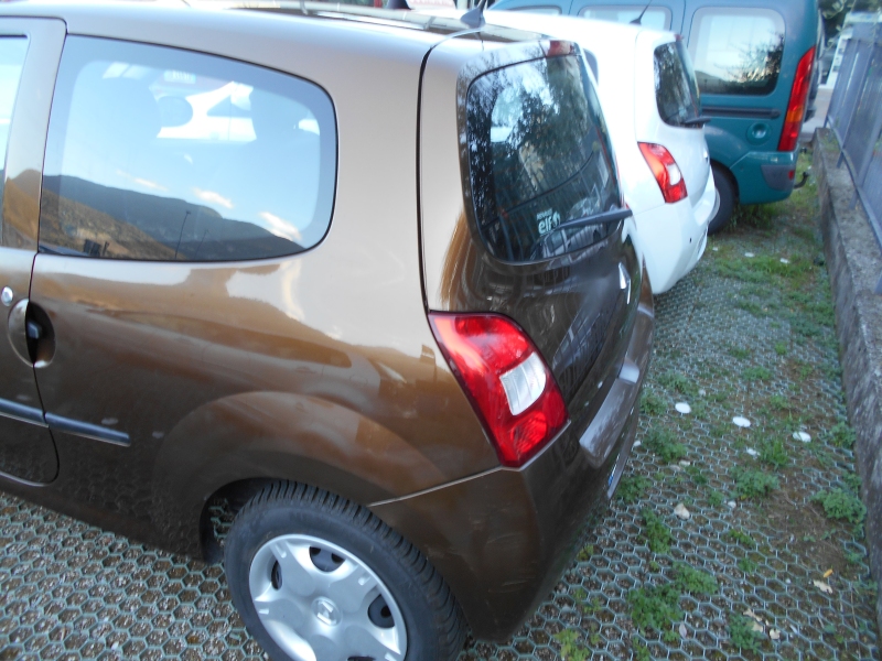RENAULT TWINGO 1.2 YAHOO Immagine 9