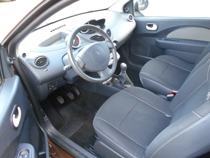RENAULT TWINGO 1.2 YAHOO Immagine 5