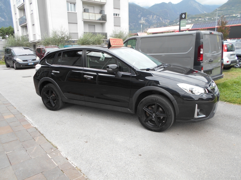 SUBARU XV 2.0 COMFORT Immagine 1