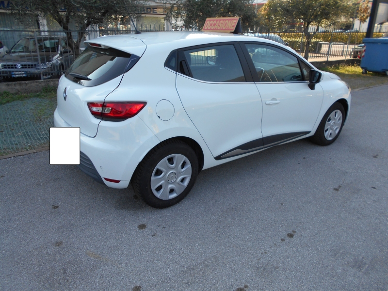 RENAULT CLIO 1.2 16V 75 CV ZEN Immagine 7