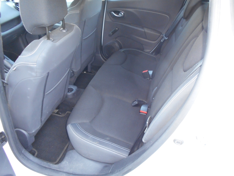 RENAULT CLIO 1.2 16V 75 CV ZEN Immagine 11