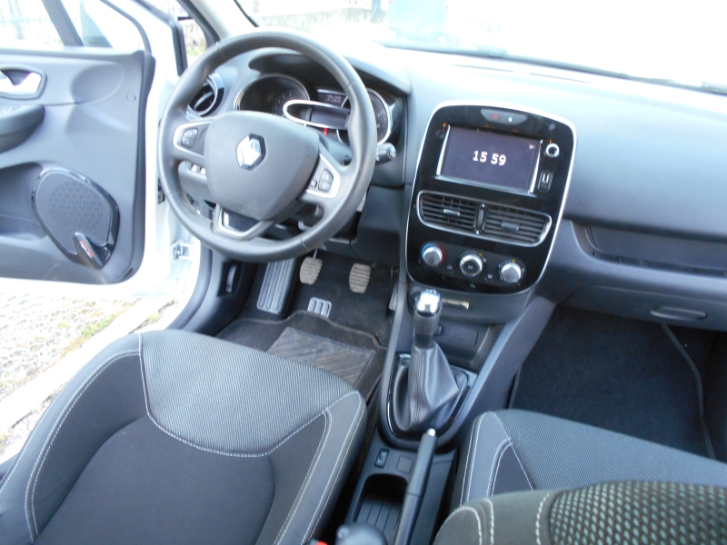 RENAULT CLIO 1.2 16V 75 CV ZEN Immagine 13