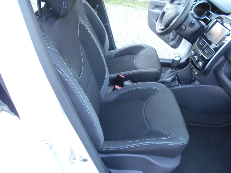 RENAULT CLIO 1.2 16V 75 CV ZEN Immagine 14