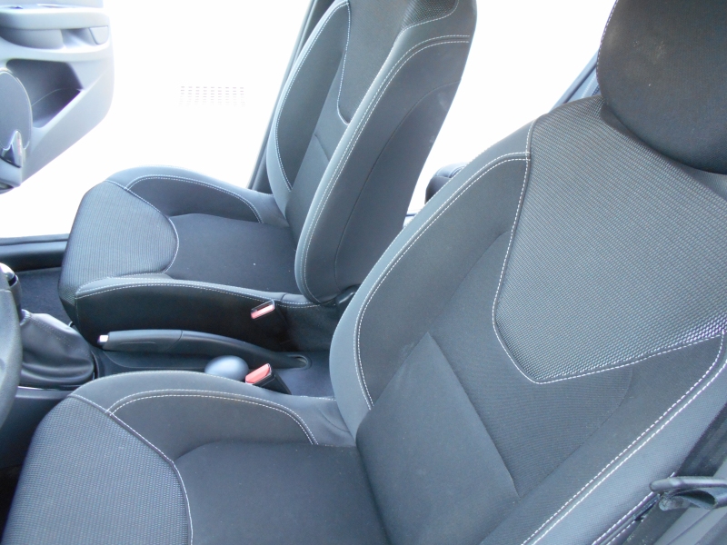 RENAULT CLIO 1.2 16V 75 CV ZEN Immagine 21