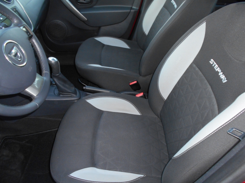 DACIA SANDERO PRESTIGE 1.0 TCE 90 CV Immagine 11