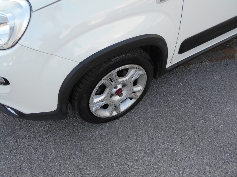 FIAT PANDA 1.0 HYBRID Immagine 12