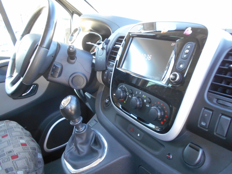 RENAULT TRAFIC 1.6 DCI 145 CV 8 POSTI Immagine 16