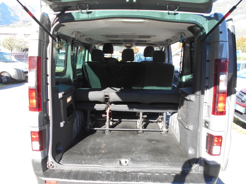 RENAULT TRAFIC 1.6 DCI 145 CV 8 POSTI Immagine 18