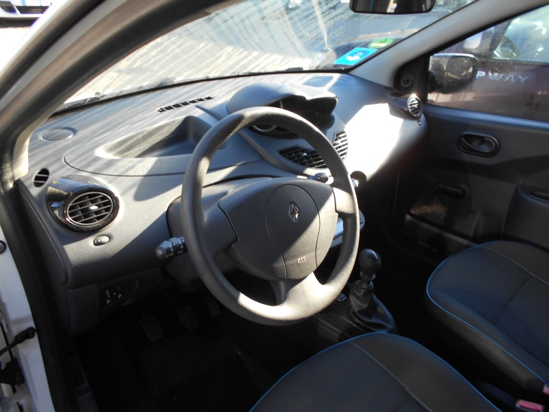 RENAULT TWINGO 1.2 16V Immagine 6