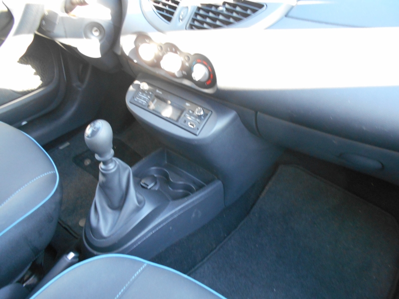 RENAULT TWINGO 1.2 16V Immagine 14
